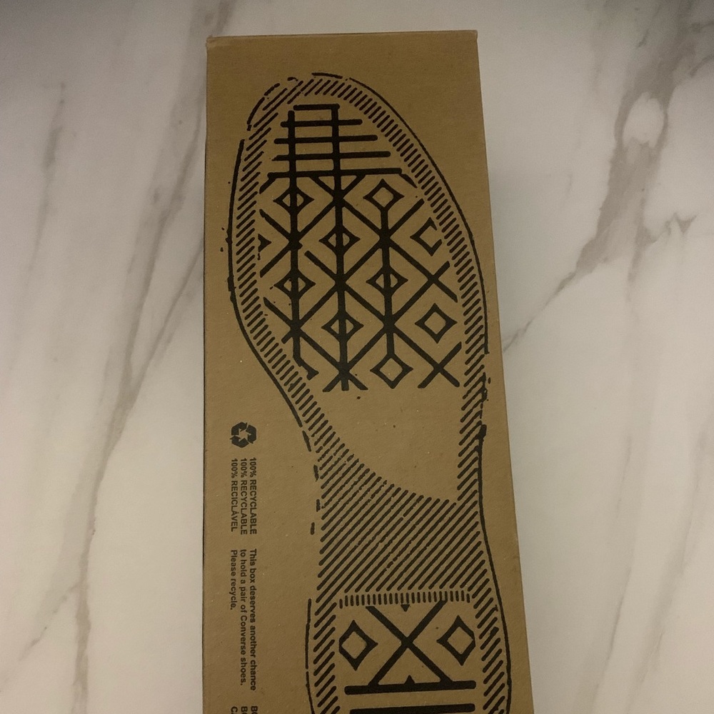 Converse shoe black size 7 in women